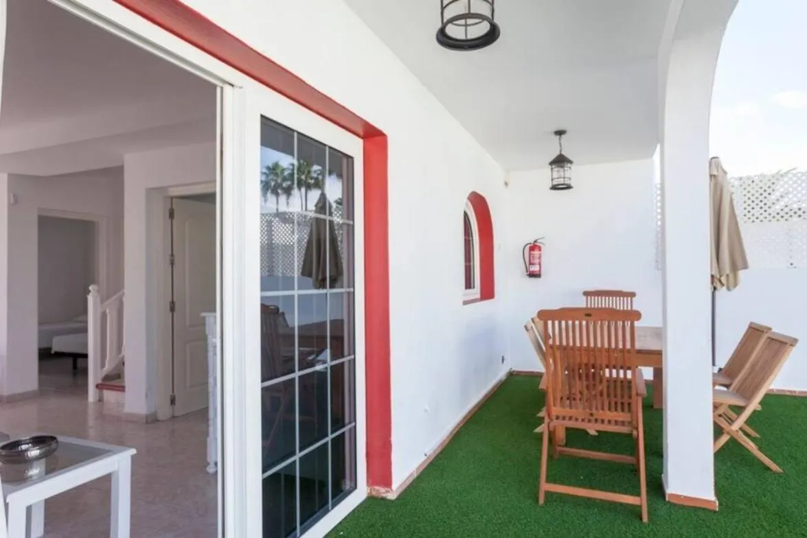 Corralejo Beach Villa Tierra- Sea View, Private Pool, Bbq & Wifi By Amazzzing Travel