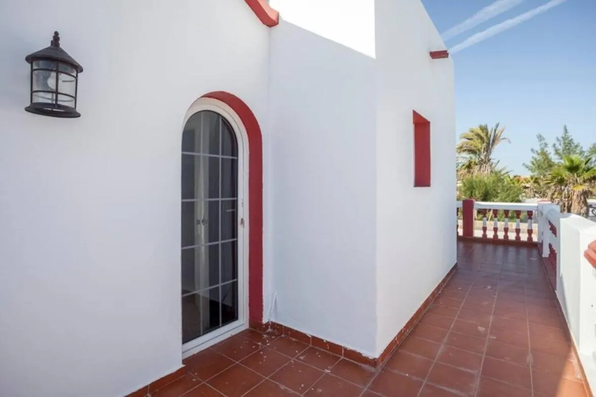 Corralejo Beach Villa Tierra- Sea View, Private Pool, Bbq & Wifi By Amazzzing Travel Spain