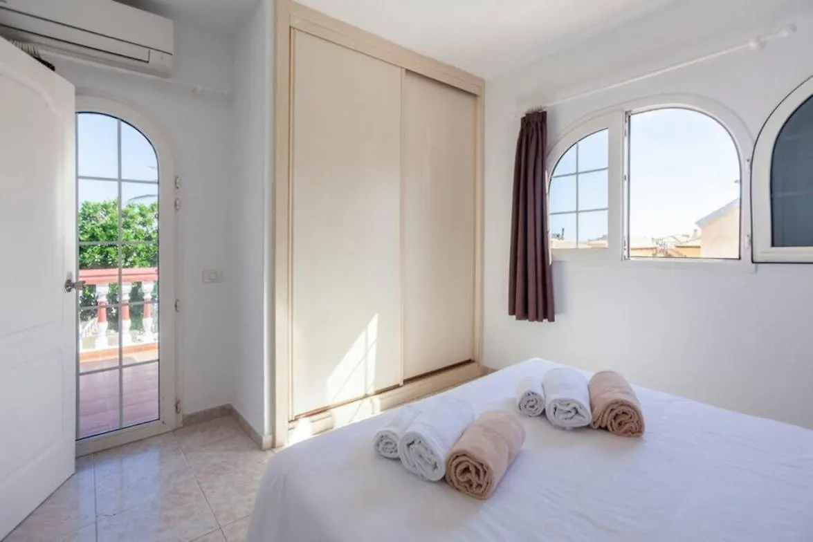 Corralejo Beach Villa Tierra- Sea View, Private Pool, Bbq & Wifi By Amazzzing Travel