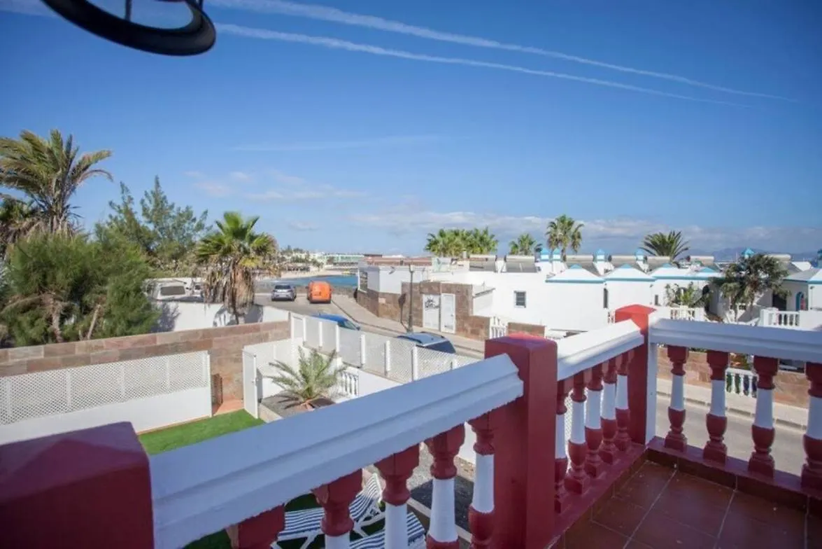 Corralejo Beach Villa Tierra- Sea View, Private Pool, Bbq & Wifi By Amazzzing Travel Spain