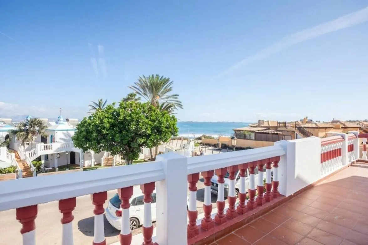 Corralejo Beach Villa Tierra- Sea View, Private Pool, Bbq & Wifi By Amazzzing Travel